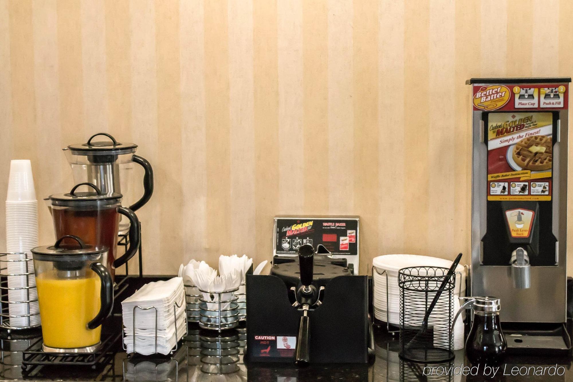 Econo Lodge Glens Falls - Lake George Ngoại thất bức ảnh