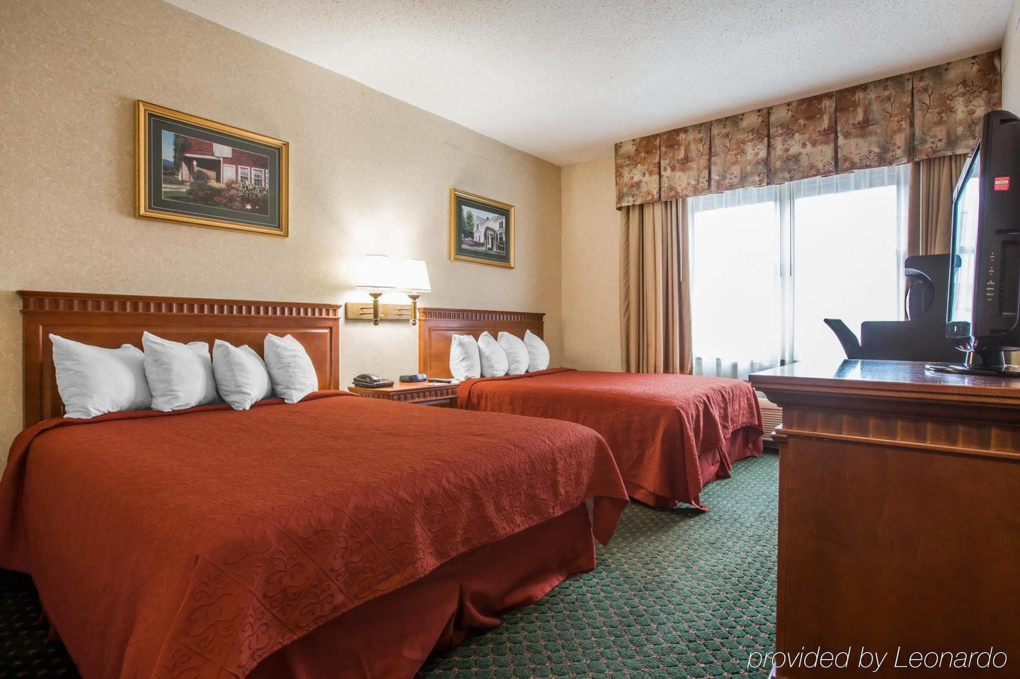 Econo Lodge Glens Falls - Lake George Ngoại thất bức ảnh