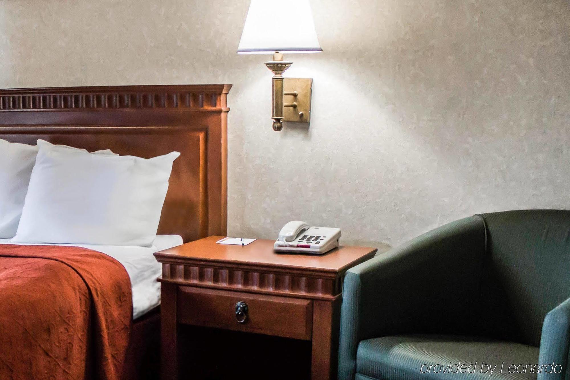 Econo Lodge Glens Falls - Lake George Ngoại thất bức ảnh